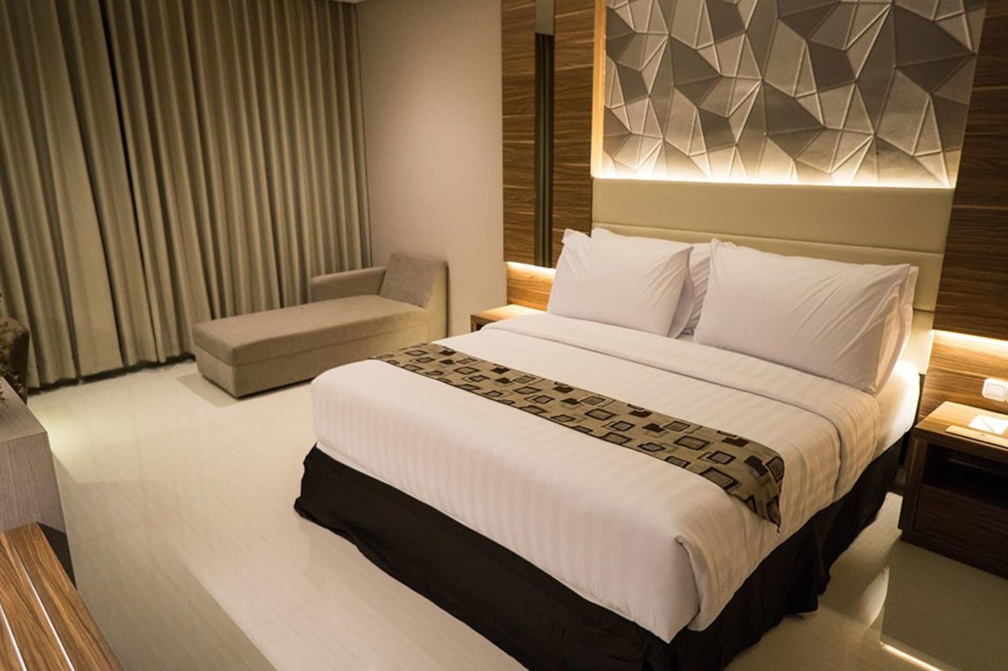 Novena Hotel Bandung เล็มบัง ภายนอก รูปภาพ