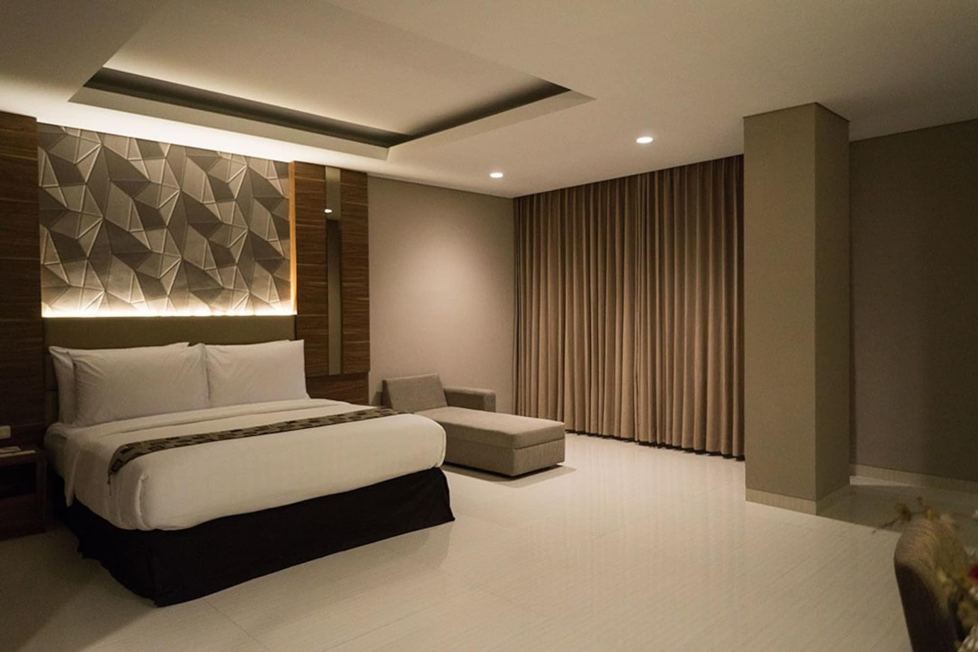 Novena Hotel Bandung เล็มบัง ภายนอก รูปภาพ