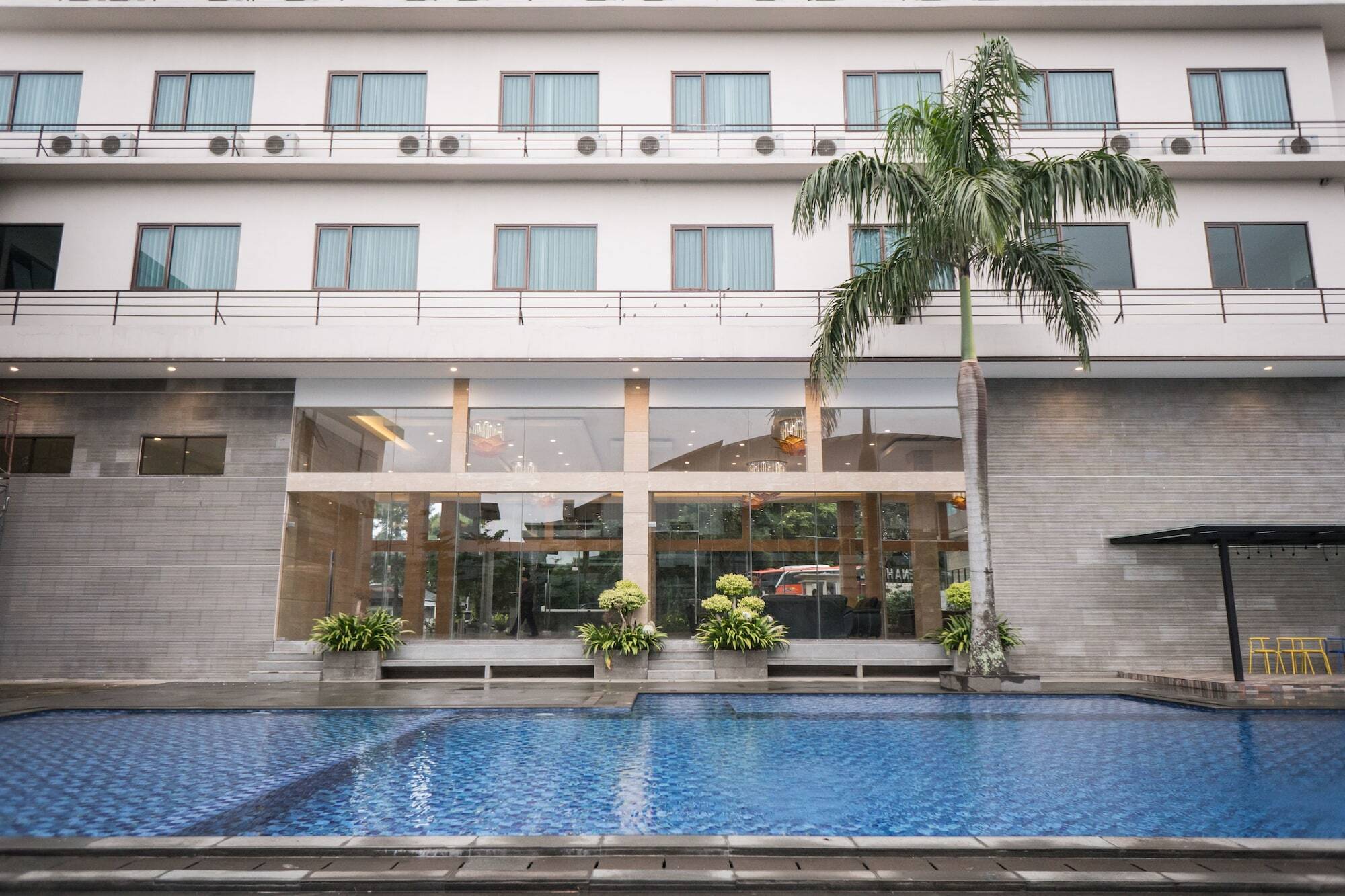Novena Hotel Bandung เล็มบัง ภายนอก รูปภาพ